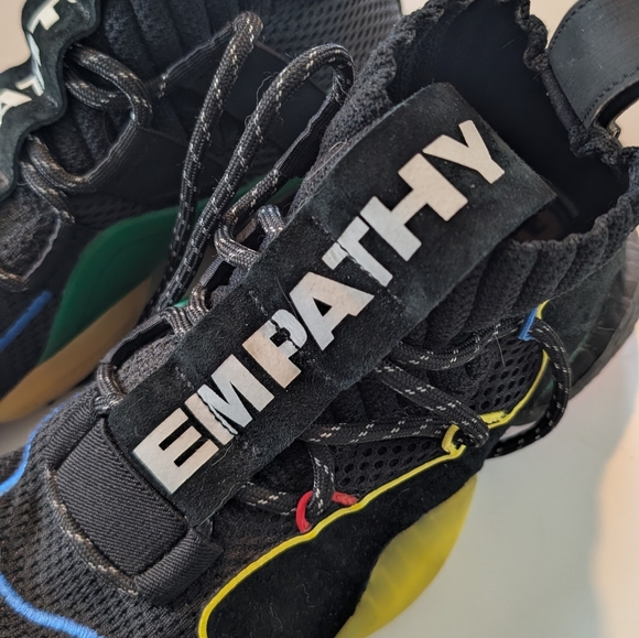 Pharrell Williams x Adidas Crazy BYW Lvl X "Gratitude + Empathy" men's Size 9 - Picture 2 of 9